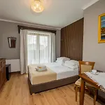 Bed and breakfast Akacja 3*