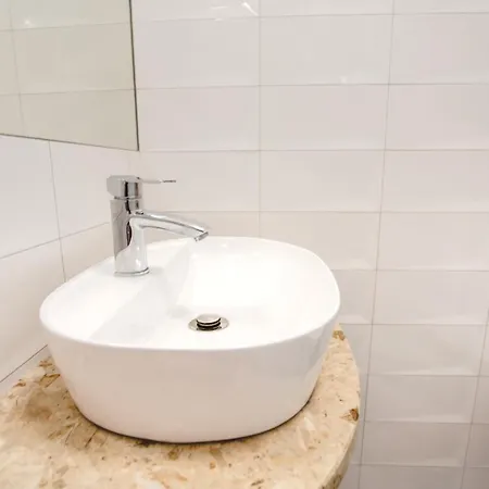 Akacja Bed & Breakfast 3*