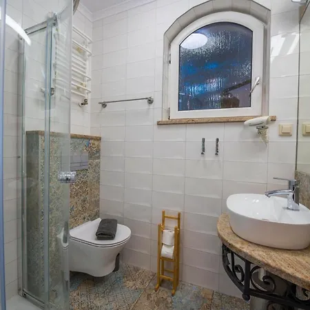 Akacja Bed & Breakfast 3*