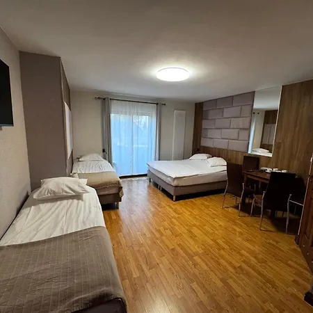 Akacja Bed & Breakfast Łeba