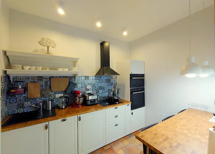 Nocleg ze śniadaniem Akacja 3*