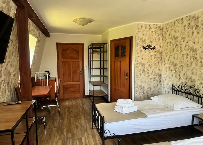 Akacja Nocleg ze śniadaniem 3*